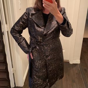 Cute Ellen Tracy leopard print trench
